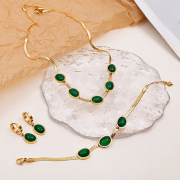 OVAL GREEN CRYSTAL PENDANT NECKLACE SET WITH BRACELET & EARNINGS